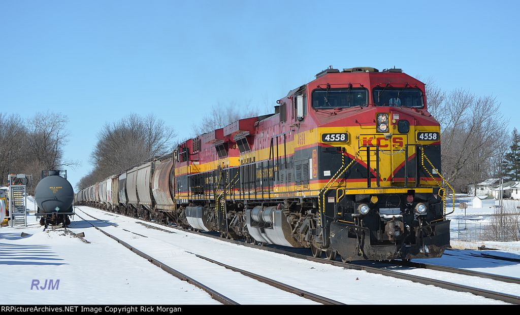 KCS DPUs at Blackburn, MO